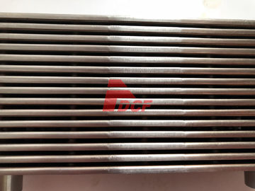 वोल्वो खुदाई स्पेयर पार्ट्स के लिए D7D इंजन ऑयल कूलर कवर कोर